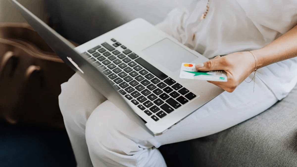 24/7 Access and Convenience of Business Online